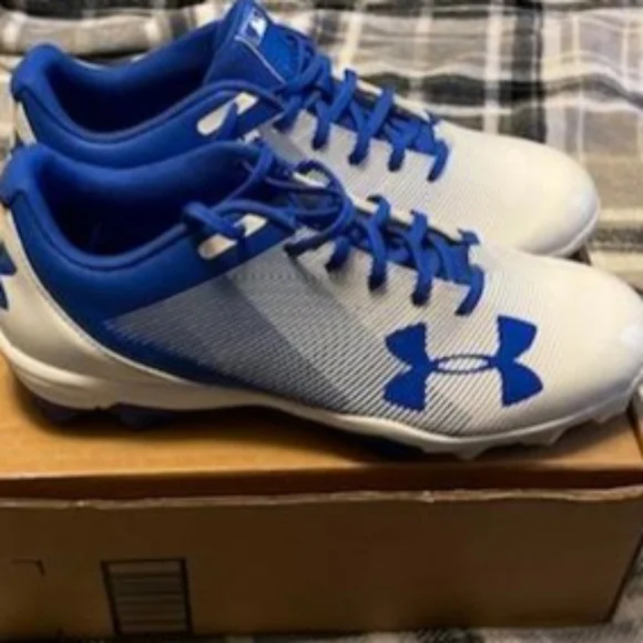 2019 under hot sale armour baseball cleats